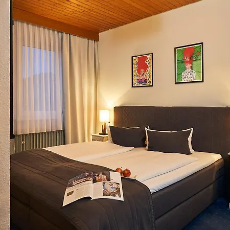 Landgasthof Hirsch 2*