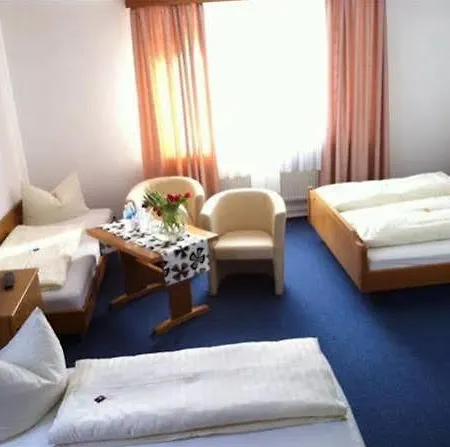 Landgasthof Hirsch 2*