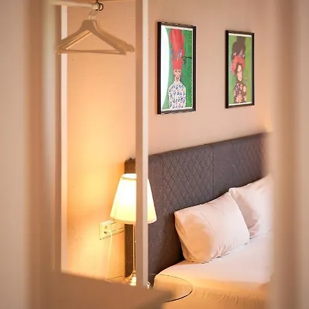 Landgasthof Hirsch 2* Баден-Баден