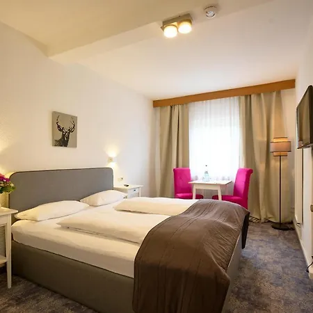 Отель Landgasthof Hirsch Баден-Баден