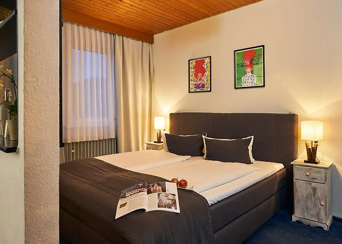 Landgasthof Hirsch 2*