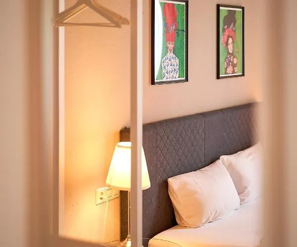 Landgasthof Hirsch 2* Baden-Baden